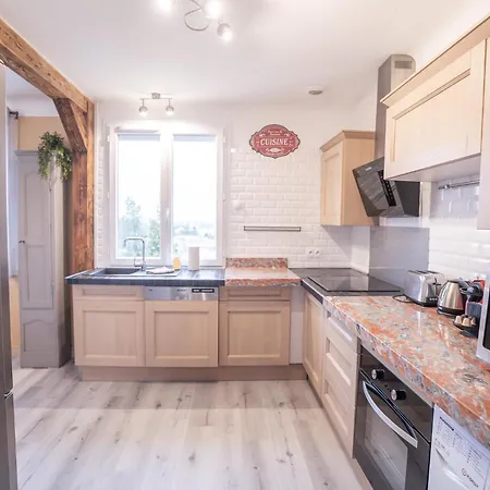 Terrasse Et Parking A 500m De La Cite Ar Apartman *