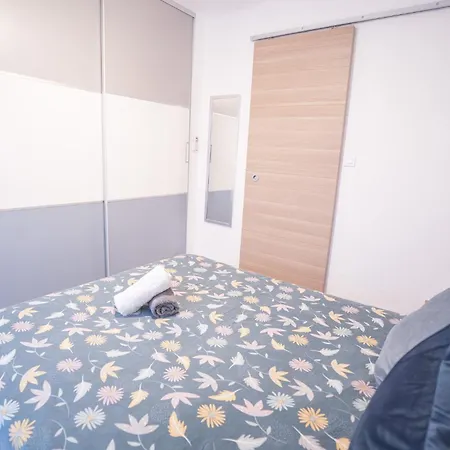 Apartman Terrasse Et Parking A 500m De La Cite Ar Carcassone